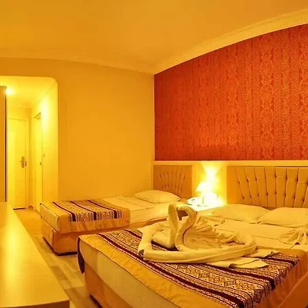 Klas Dom Hotel