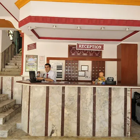 Hotel Klas Dom